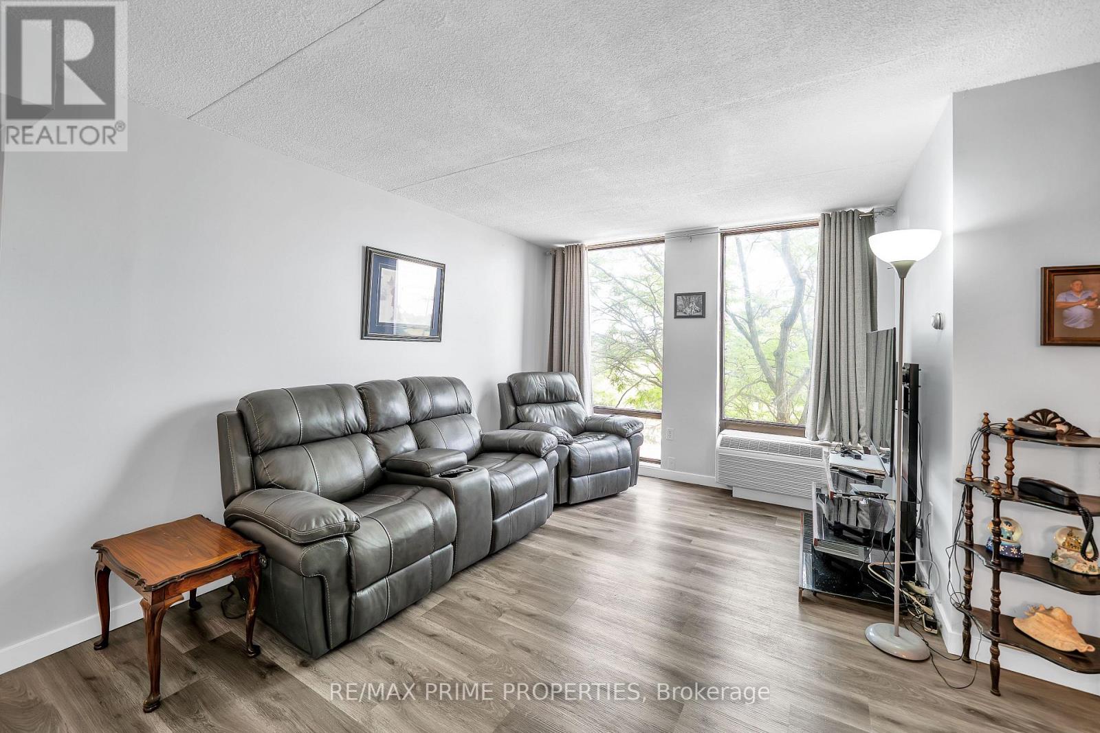 302 - 1535 Diefenbaker Court, Pickering, Ontario  L1V 3W2 - Photo 19 - E12689698