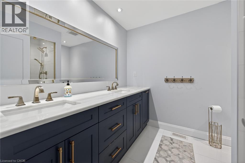 747 Vernon Place, Ancaster, Ontario  L9G 3H4 - Photo 28 - 40809135