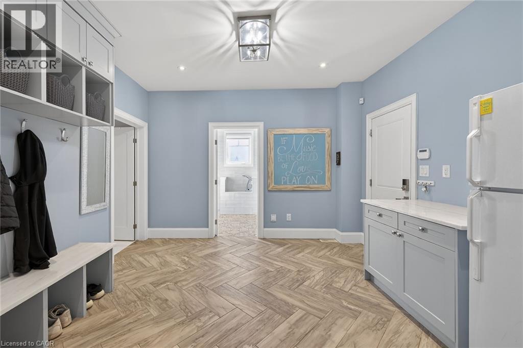 747 Vernon Place, Ancaster, Ontario  L9G 3H4 - Photo 30 - 40809135