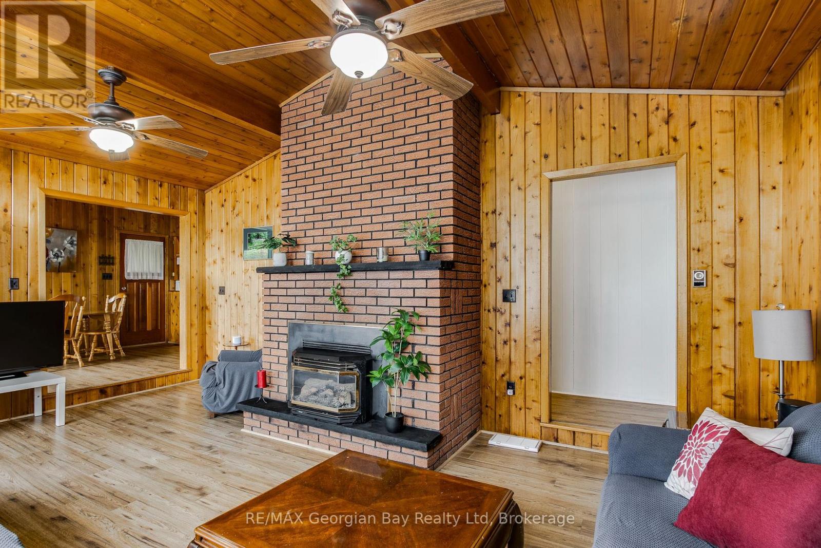 69 Albert Avenue, Tiny, Ontario  L0L 2J0 - Photo 13 - S12839214