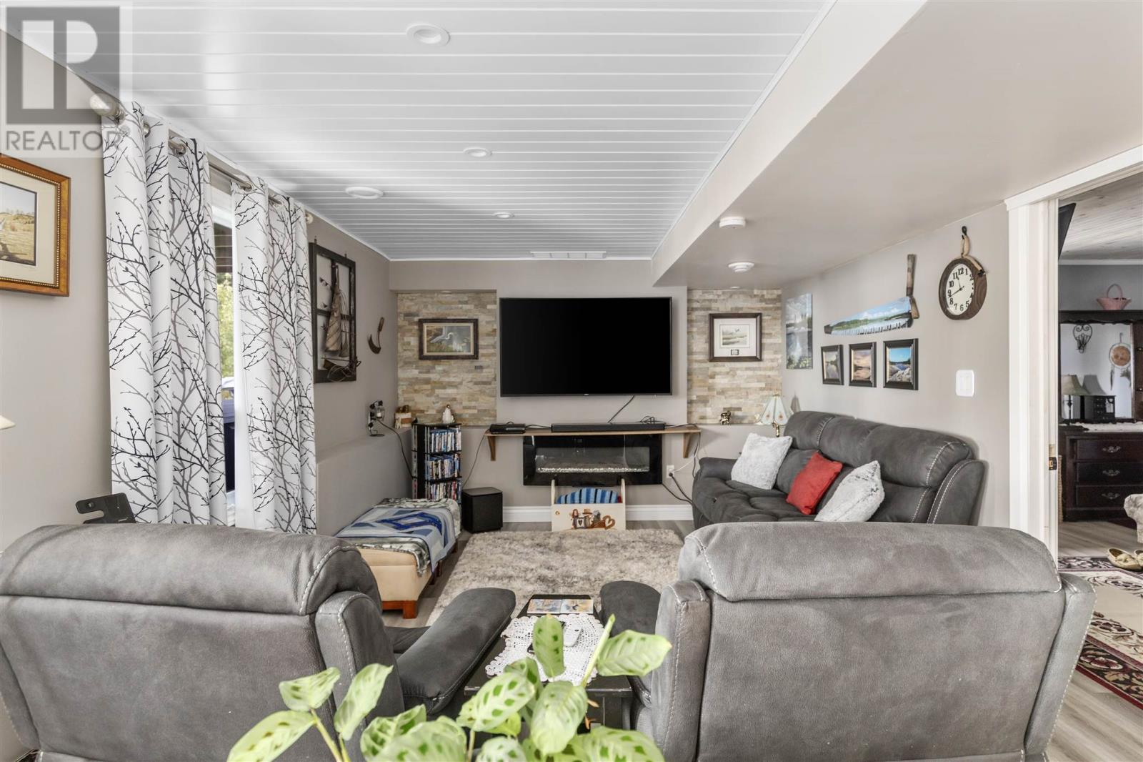 48 Lighthouse Point Dr, Thessalon, Ontario  P0R 1L0 - Photo 31 - SM260398