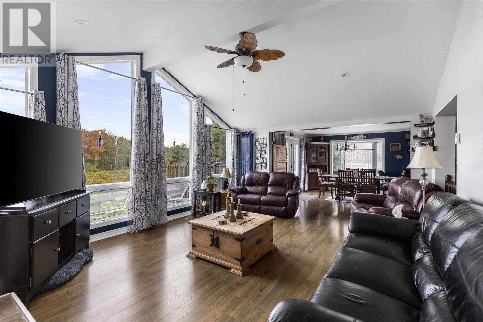 48 Lighthouse Point Dr, Thessalon, Ontario  P0R 1L0 - Photo 8 - SM260398