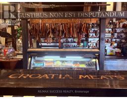 918 DUNDAS STREET E, Mississauga, Ontario