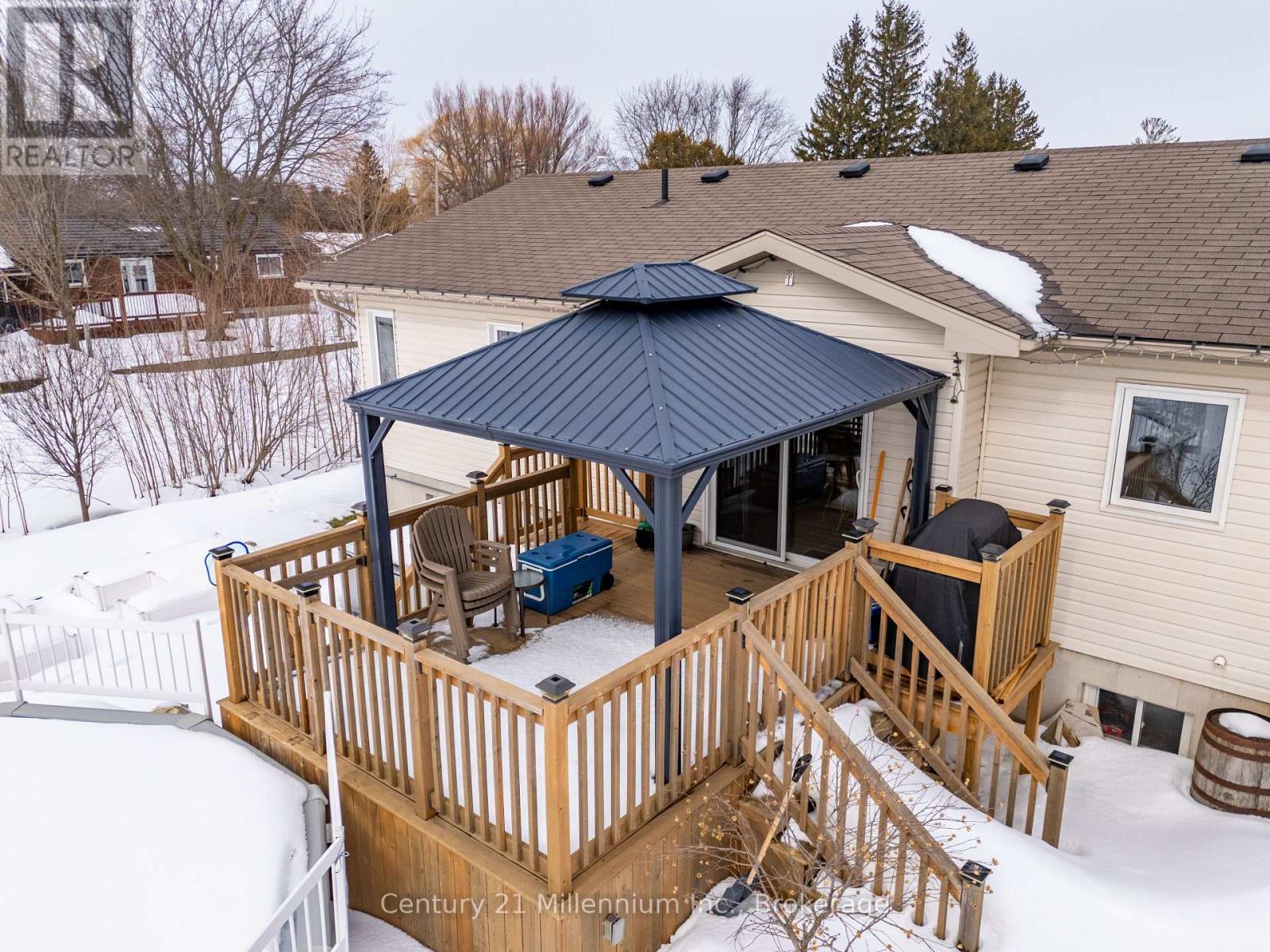 38 Mill Street, Kincardine, Ontario  N0G 2T0 - Photo 9 - X12839334