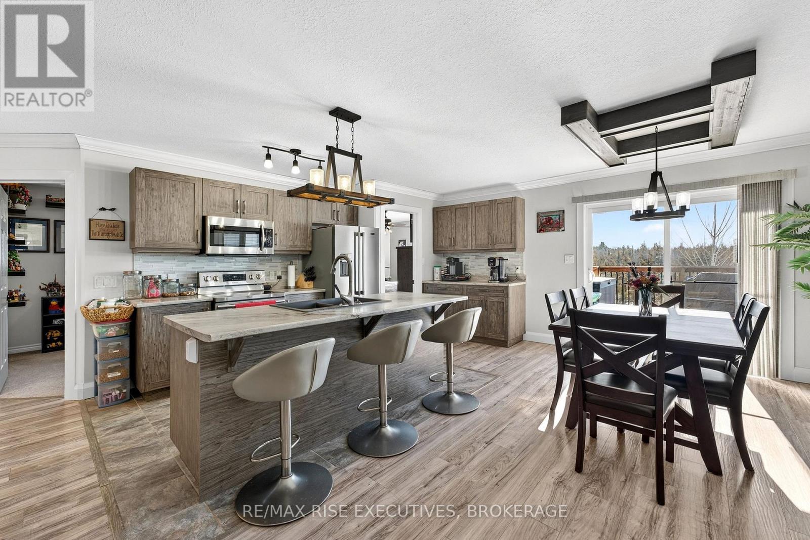 130 Brennan Crescent, Loyalist (Odessa), Ontario  K0K 2H0 - Photo 10 - X12839402