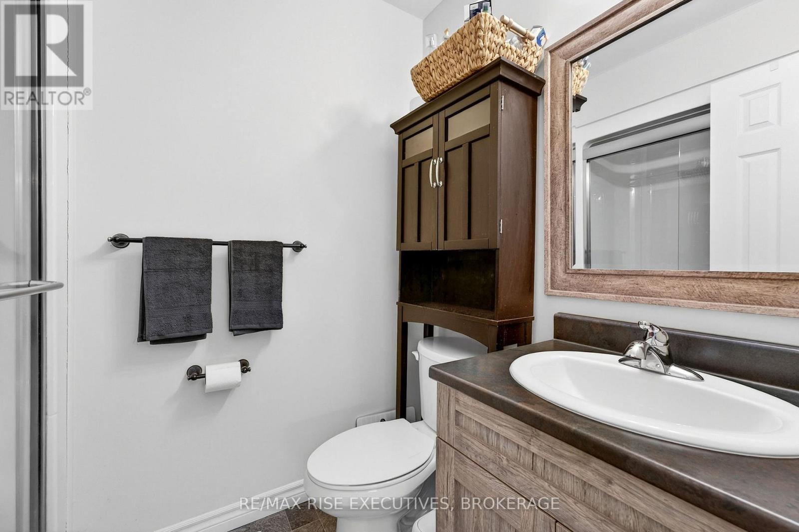 130 Brennan Crescent, Loyalist (Odessa), Ontario  K0K 2H0 - Photo 16 - X12839402