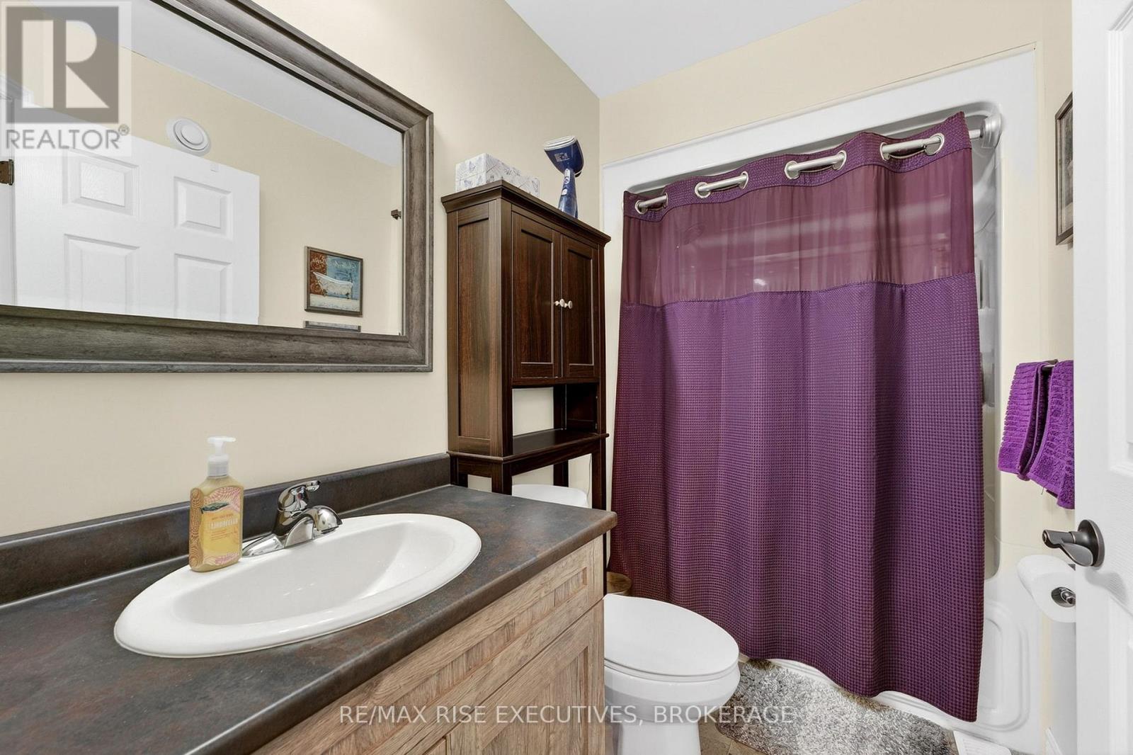 130 Brennan Crescent, Loyalist (Odessa), Ontario  K0K 2H0 - Photo 18 - X12839402