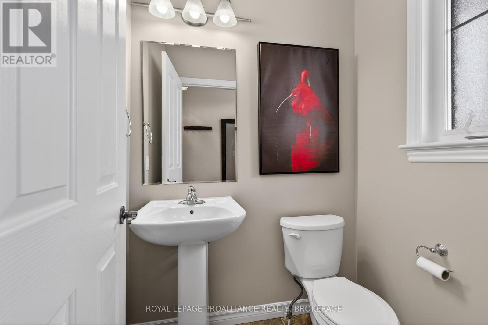 129 Simurda Court, Loyalist (Amherstview), Ontario  K7N 0A8 - Photo 14 - X12839546