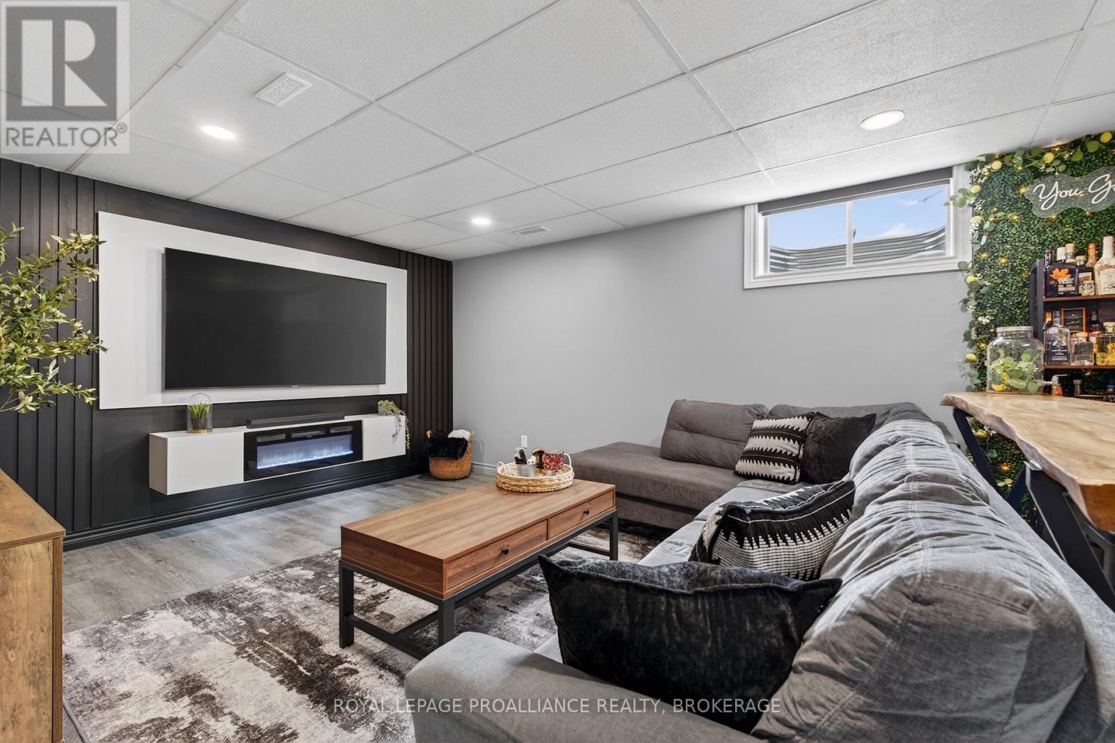 129 Simurda Court, Loyalist (Amherstview), Ontario  K7N 0A8 - Photo 25 - X12839546