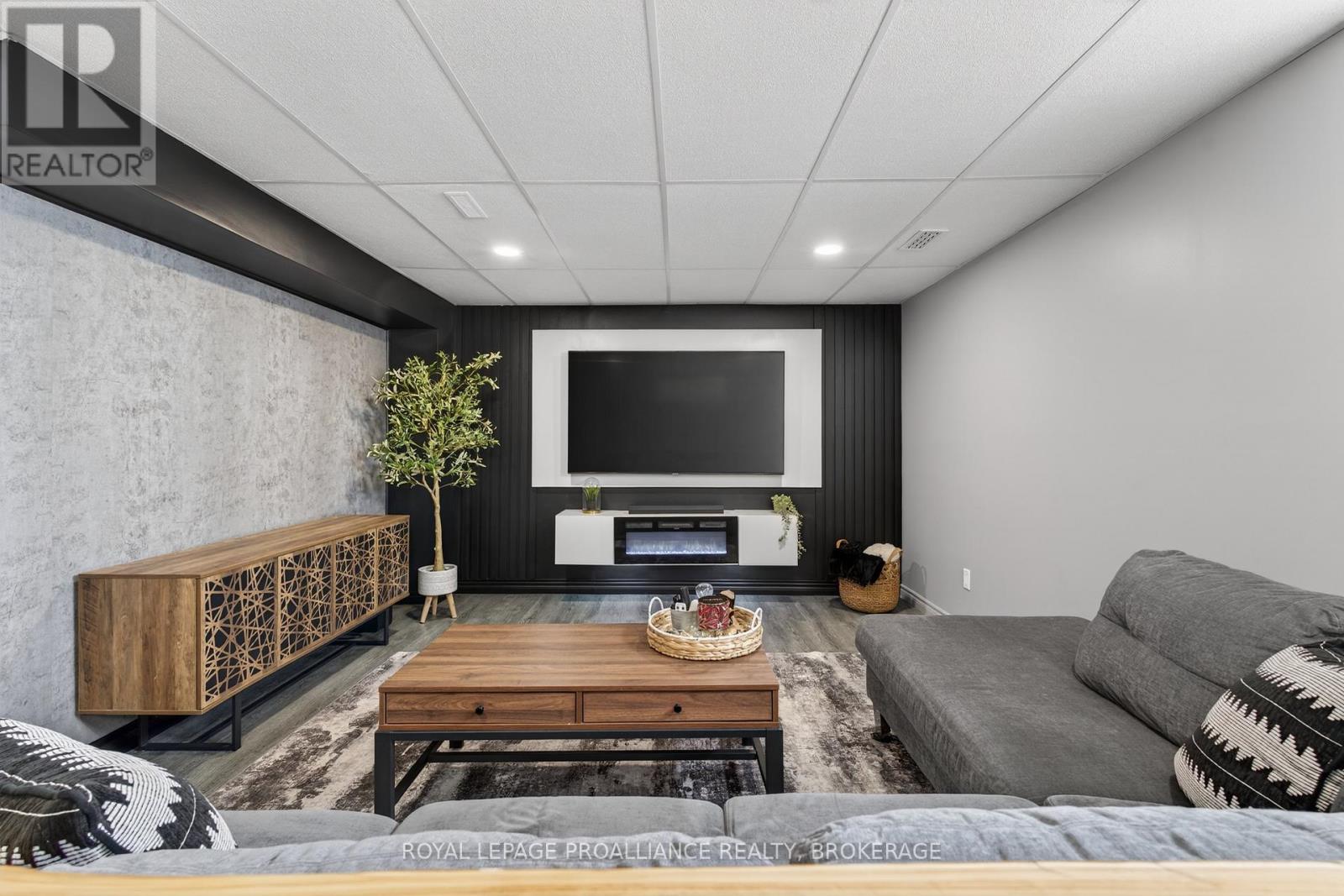 129 Simurda Court, Loyalist (Amherstview), Ontario  K7N 0A8 - Photo 27 - X12839546