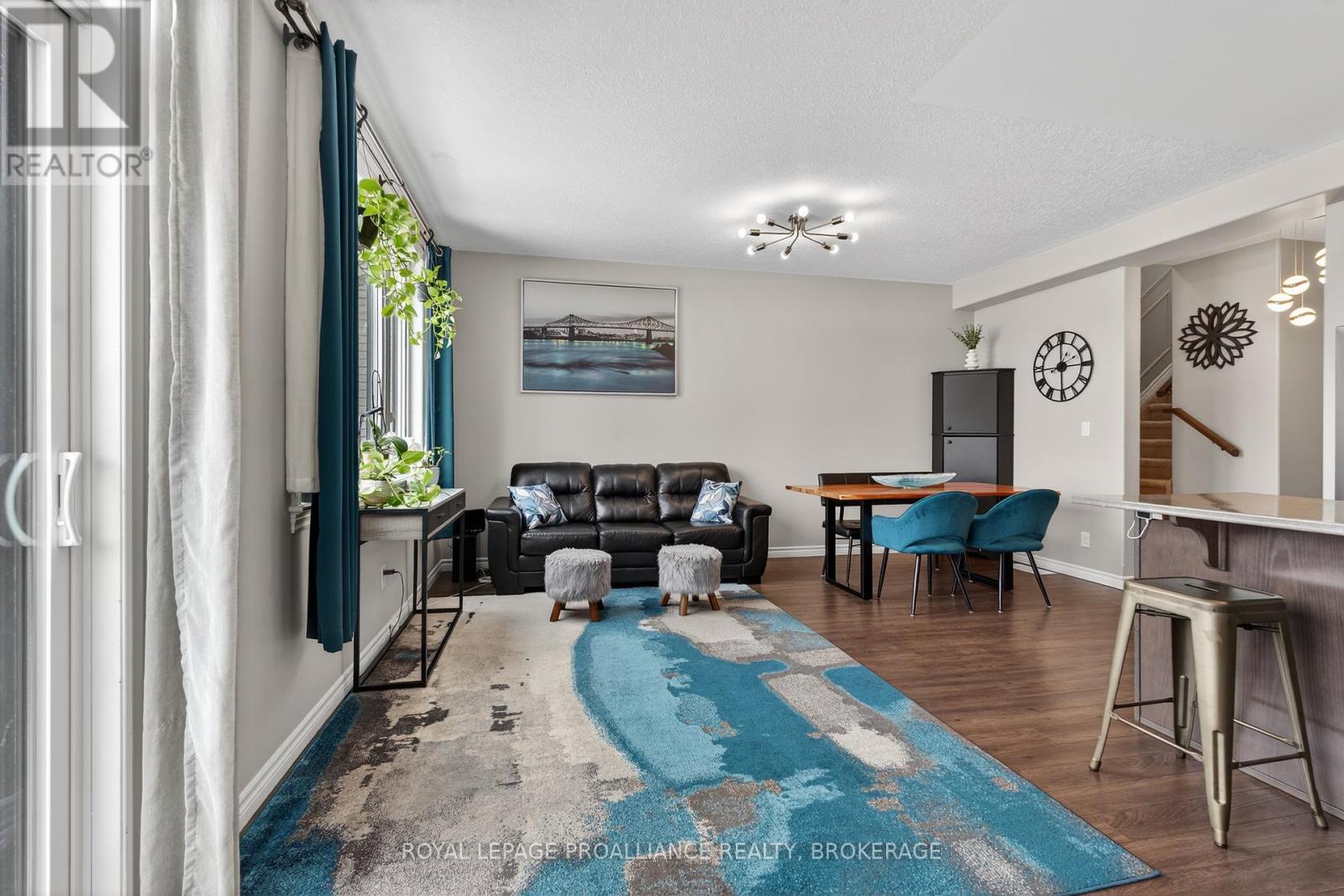 129 Simurda Court, Loyalist (Amherstview), Ontario  K7N 0A8 - Photo 5 - X12839546