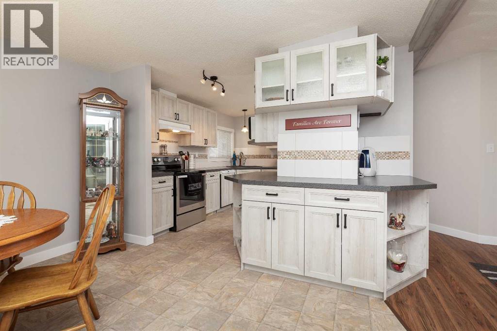 2918 30 Avenue S, Lethbridge, Alberta  T1K 6S7 - Photo 8 - A2281670