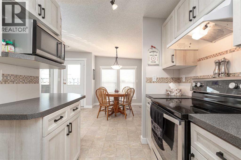 2918 30 Avenue S, Lethbridge, Alberta  T1K 6S7 - Photo 11 - A2281670