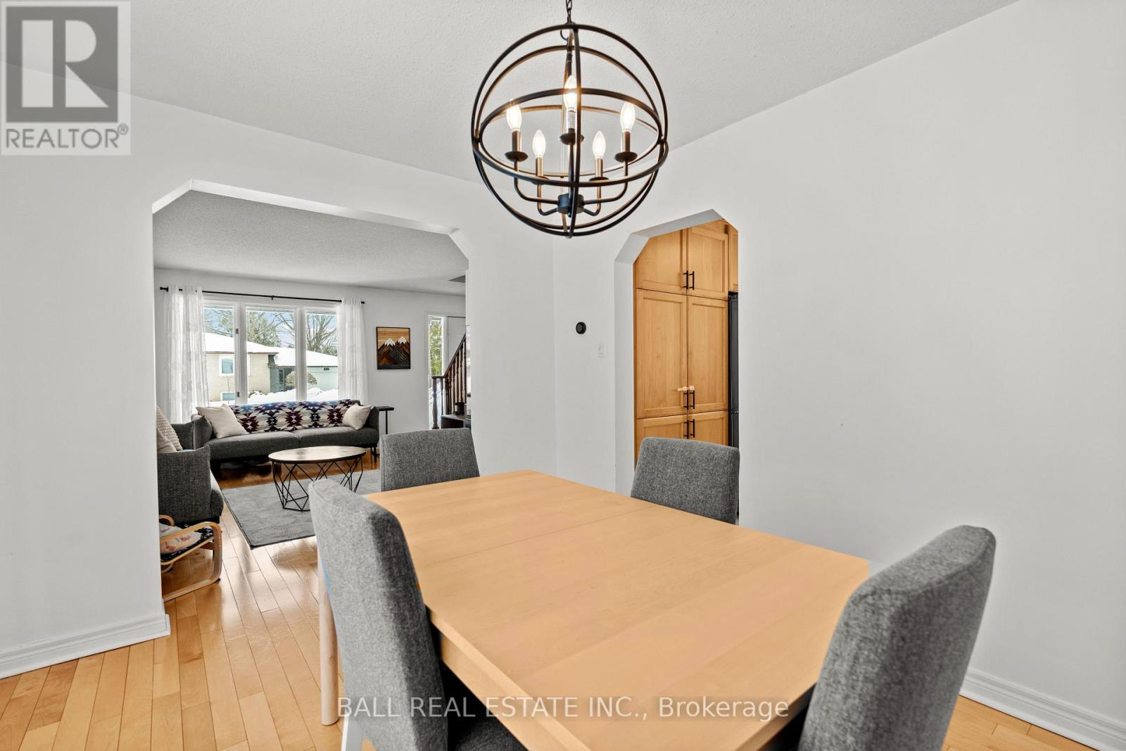 93 Facendi Drive, Peterborough (Monaghan Ward 2), Ontario  K9J 6V2 - Photo 10 - X12839186