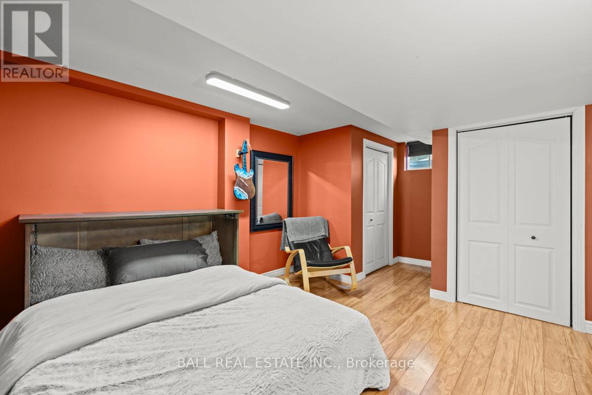 93 Facendi Drive, Peterborough (Monaghan Ward 2), Ontario  K9J 6V2 - Photo 36 - X12839186