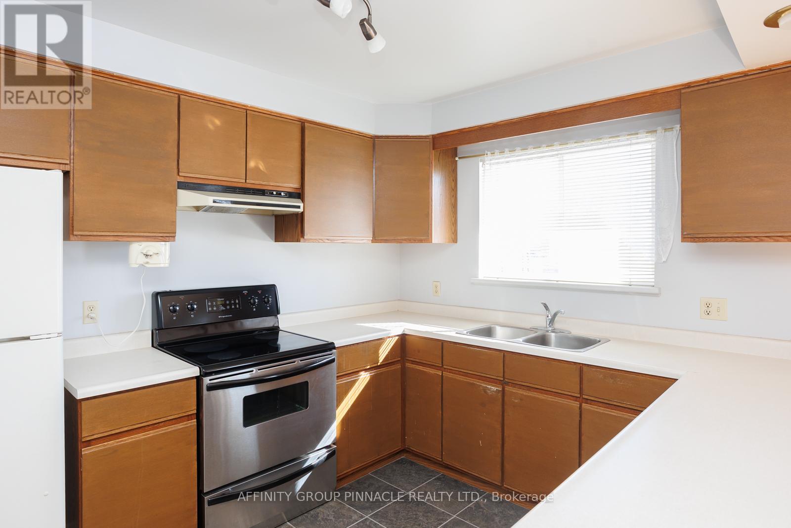 4055 35 Highway, Kawartha Lakes (Fenelon), Ontario  K0M 1A0 - Photo 11 - X12839490