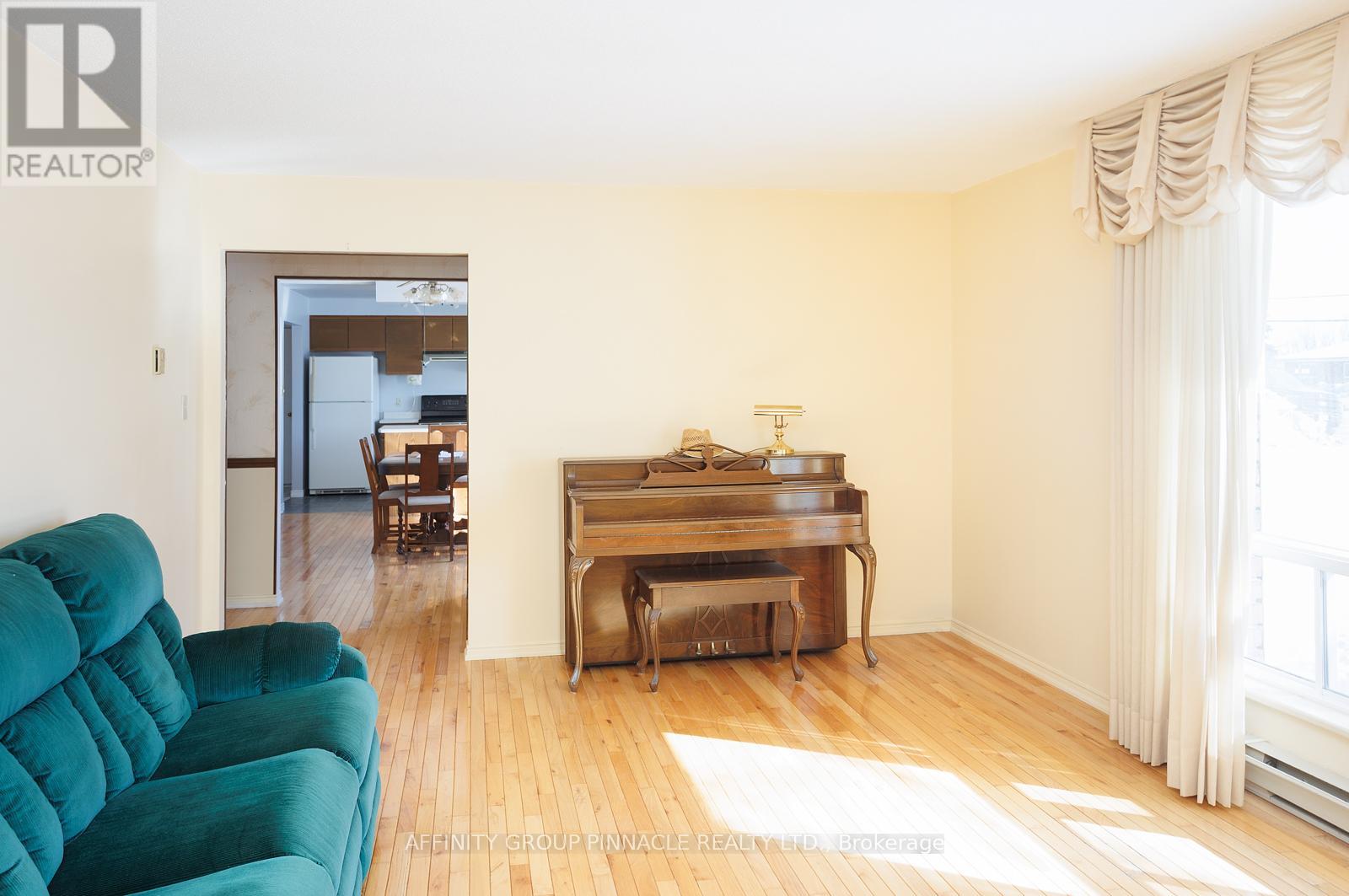 4055 35 Highway, Kawartha Lakes (Fenelon), Ontario  K0M 1A0 - Photo 9 - X12839490