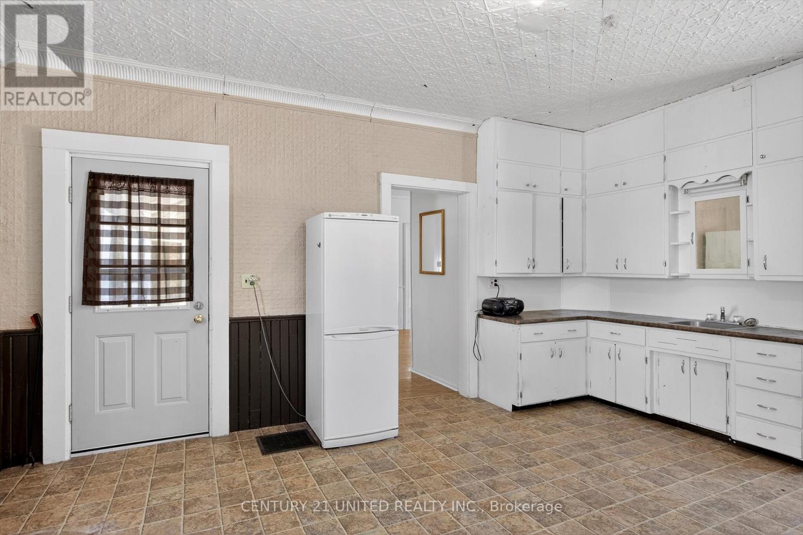 12 Mathison Street W, Havelock-Belmont-Methuen (Havelock), Ontario  K0L 1Z0 - Photo 21 - X12839522