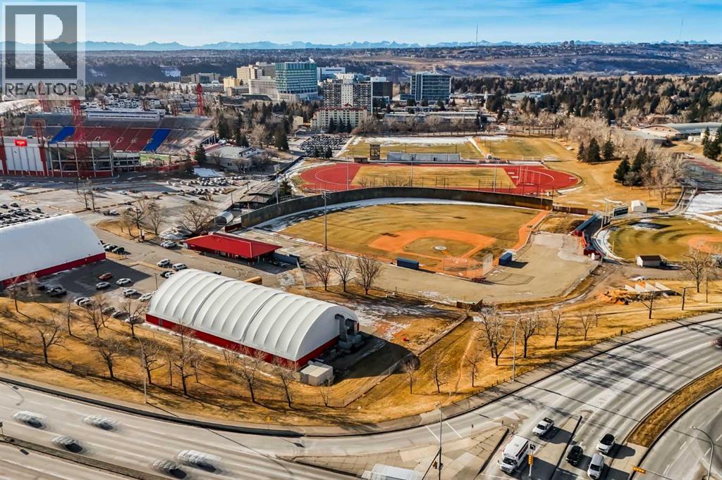 2415 25 Avenue Nw, Calgary, Alberta T2M 2C6 - Photo 39 - A2280146