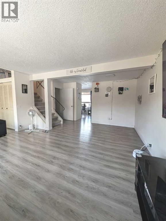 272 Abinger Crescent Ne, Calgary, Alberta  T2A 6L3 - Photo 4 - A2284543