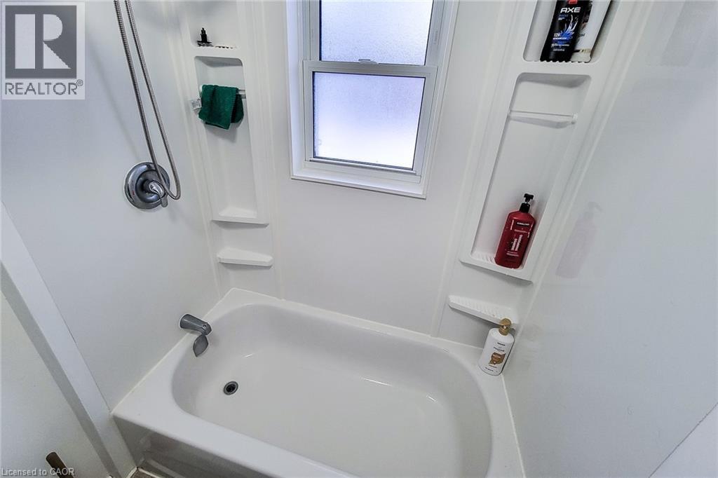 77 Tenth Avenue, Brantford, Ontario  N3S 1G5 - Photo 29 - 40809164