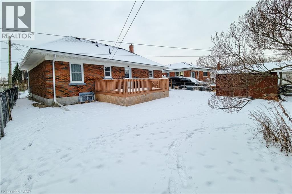 77 Tenth Avenue, Brantford, Ontario  N3S 1G5 - Photo 7 - 40809164