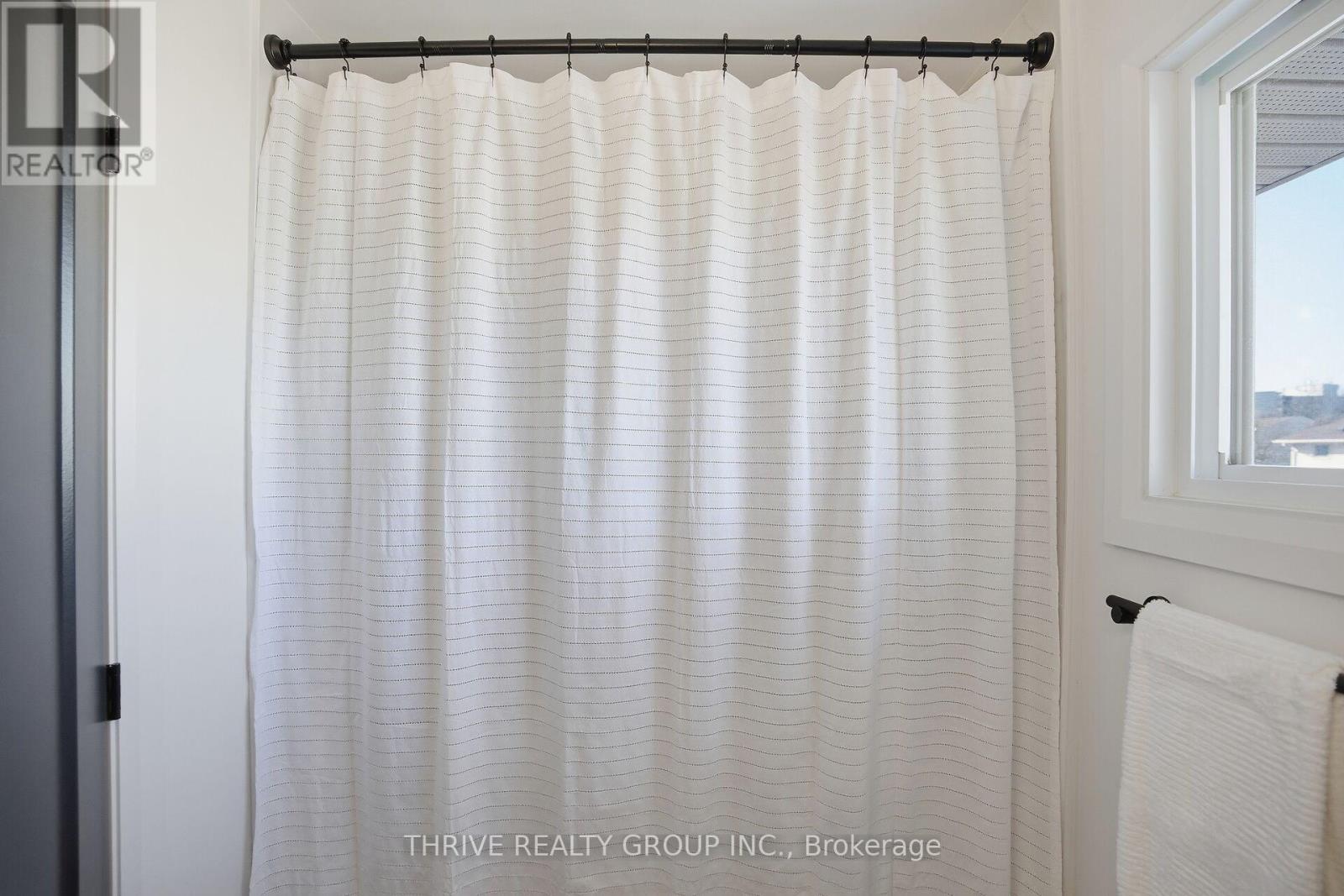 22 - 355 Sandringham Crescent, London South, Ontario  N6C 5K3 - Photo 31 - X12839484