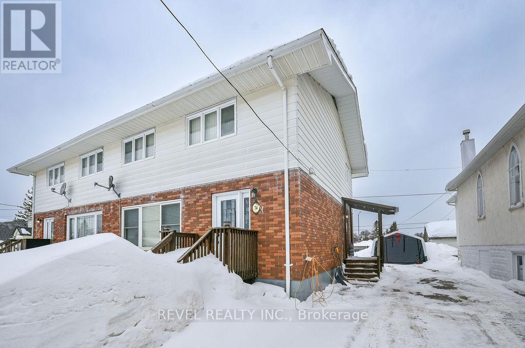74 WILLIAM AVENUE, timmins (sp - main area), Ontario