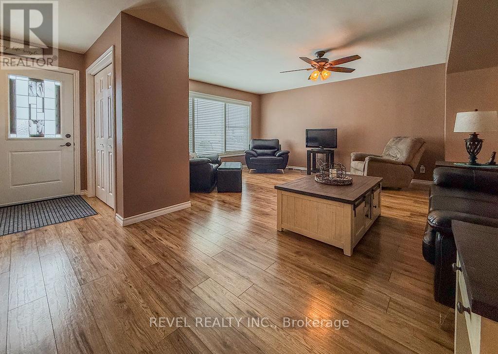 74 William Avenue, Timmins (Sp - Main Area), Ontario  P0N 1H0 - Photo 5 - T12839254