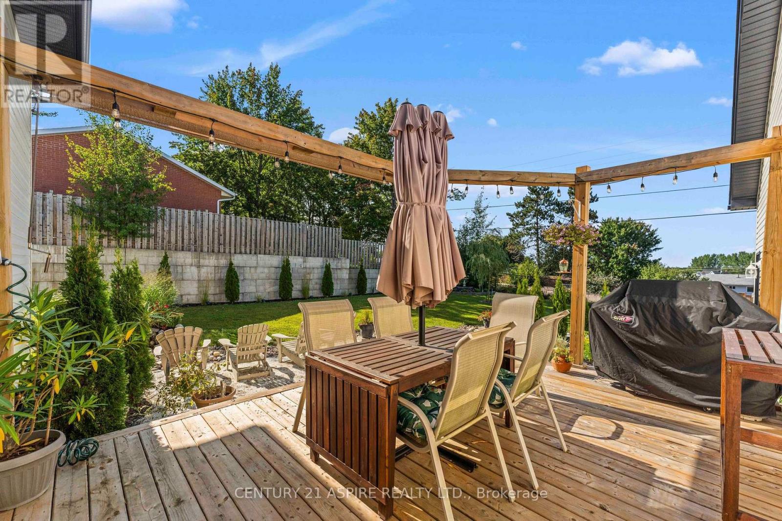 1002 Butler Boulevard, Petawawa, Ontario  K8H 0C8 - Photo 34 - X12839460