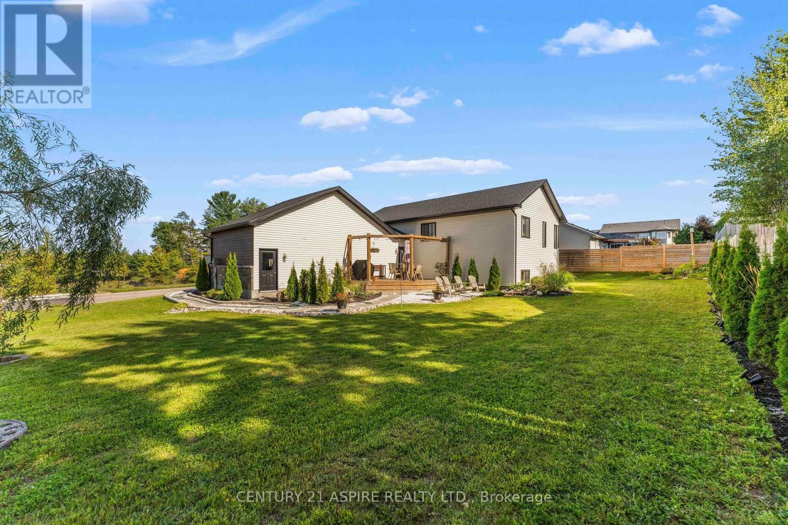 1002 Butler Boulevard, Petawawa, Ontario  K8H 0C8 - Photo 38 - X12839460