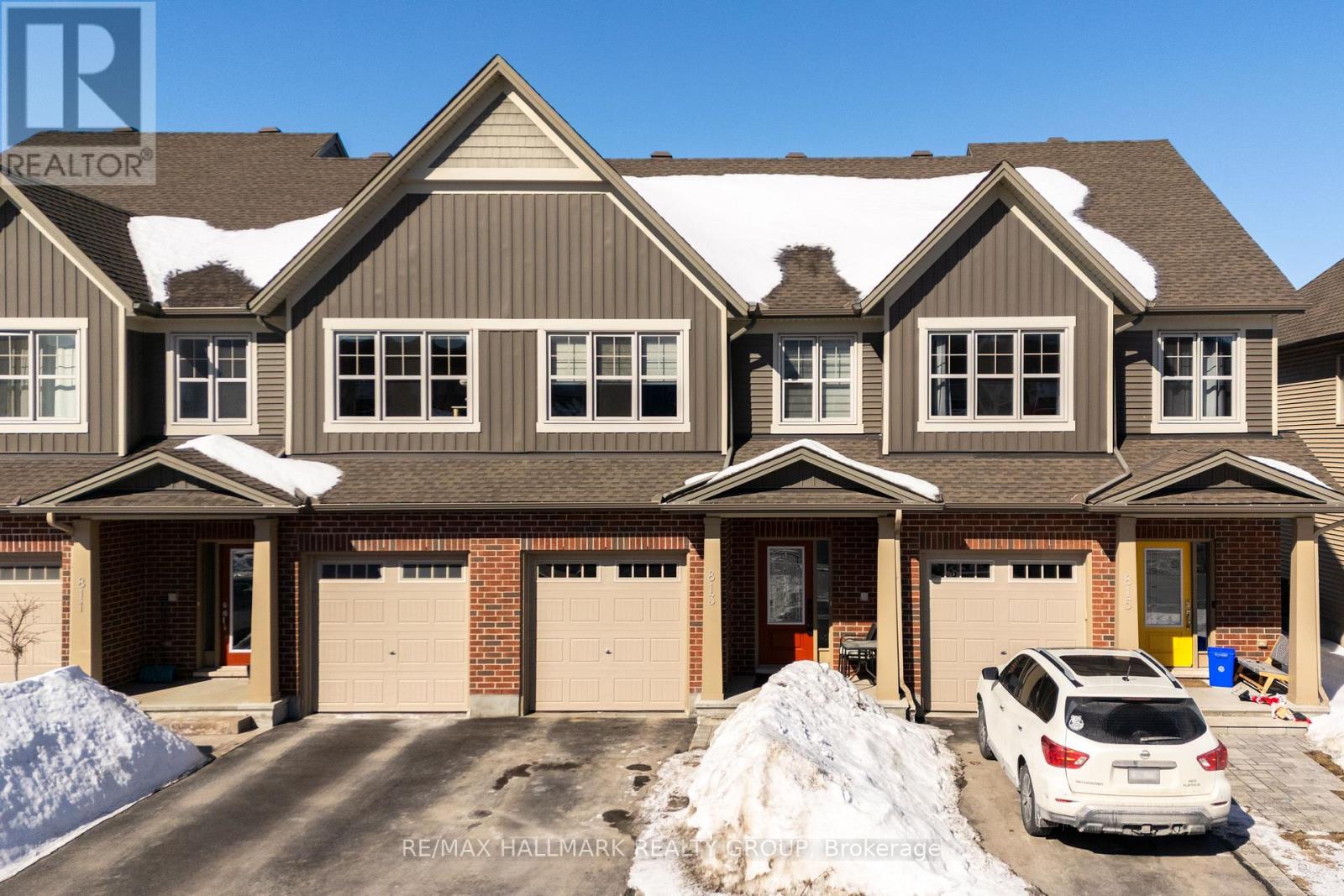 813 MIIKANA ROAD, ottawa, Ontario