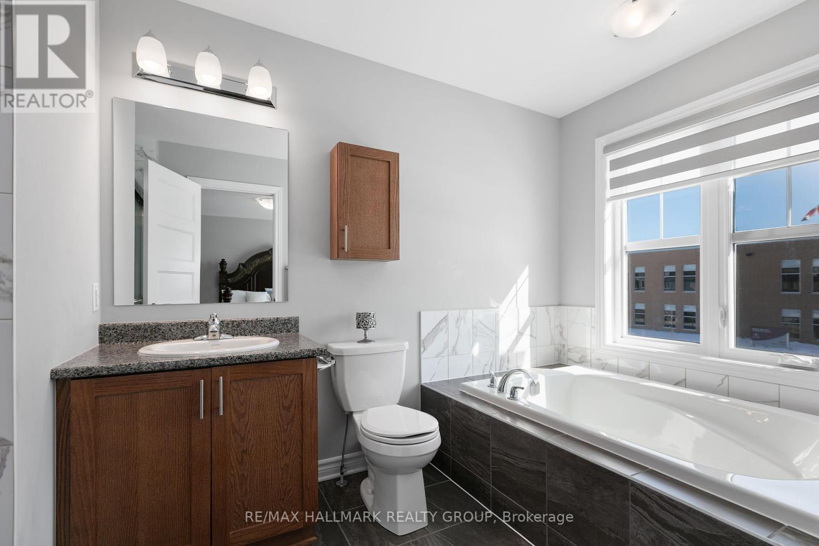 813 Miikana Road, Ottawa, Ontario  K1X 0G5 - Photo 27 - X12839202