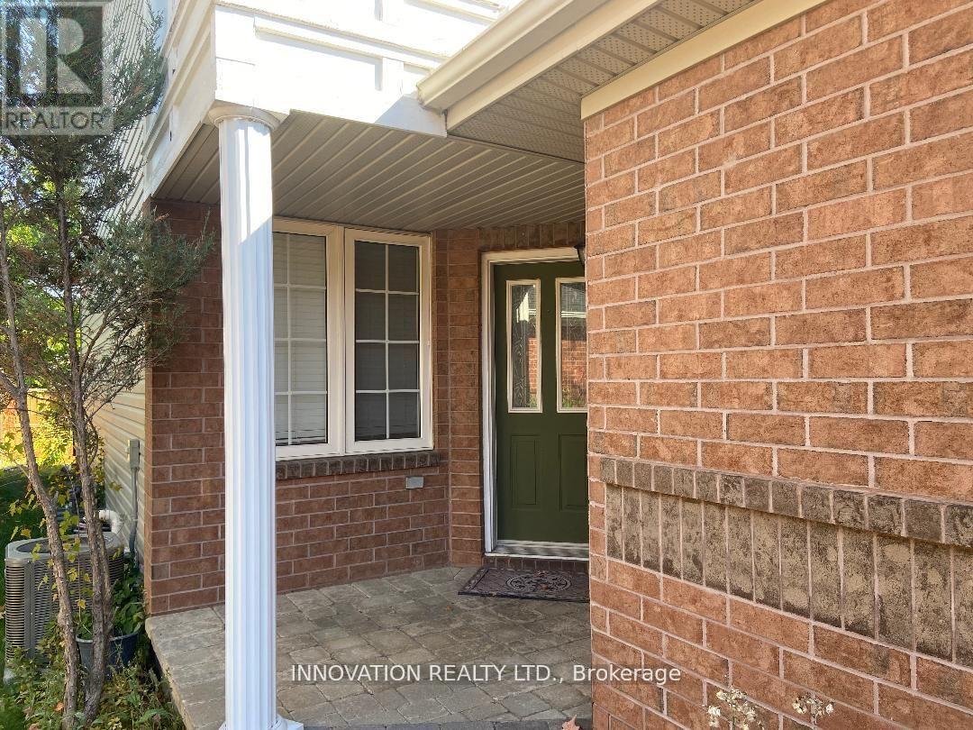 11 Cedar Park Street, Ottawa, Ontario  K2C 4C2 - Photo 3 - X12839230