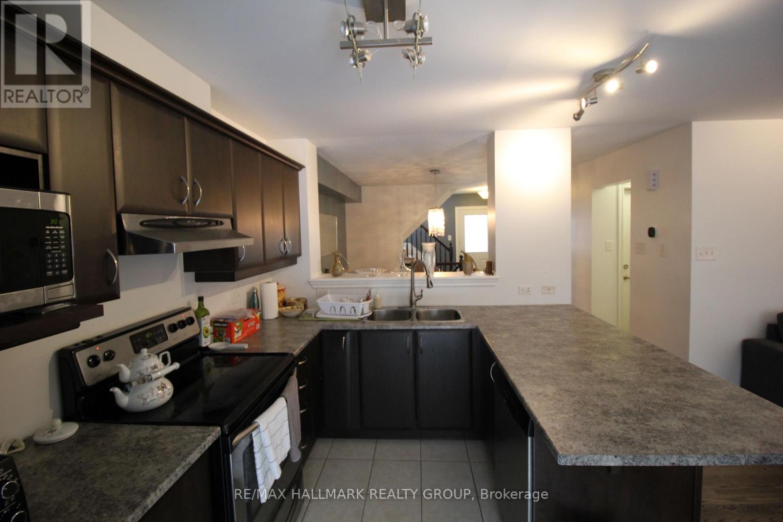 3617 Cambrian Road, Ottawa, Ontario  K2J 0S6 - Photo 8 - X12839292