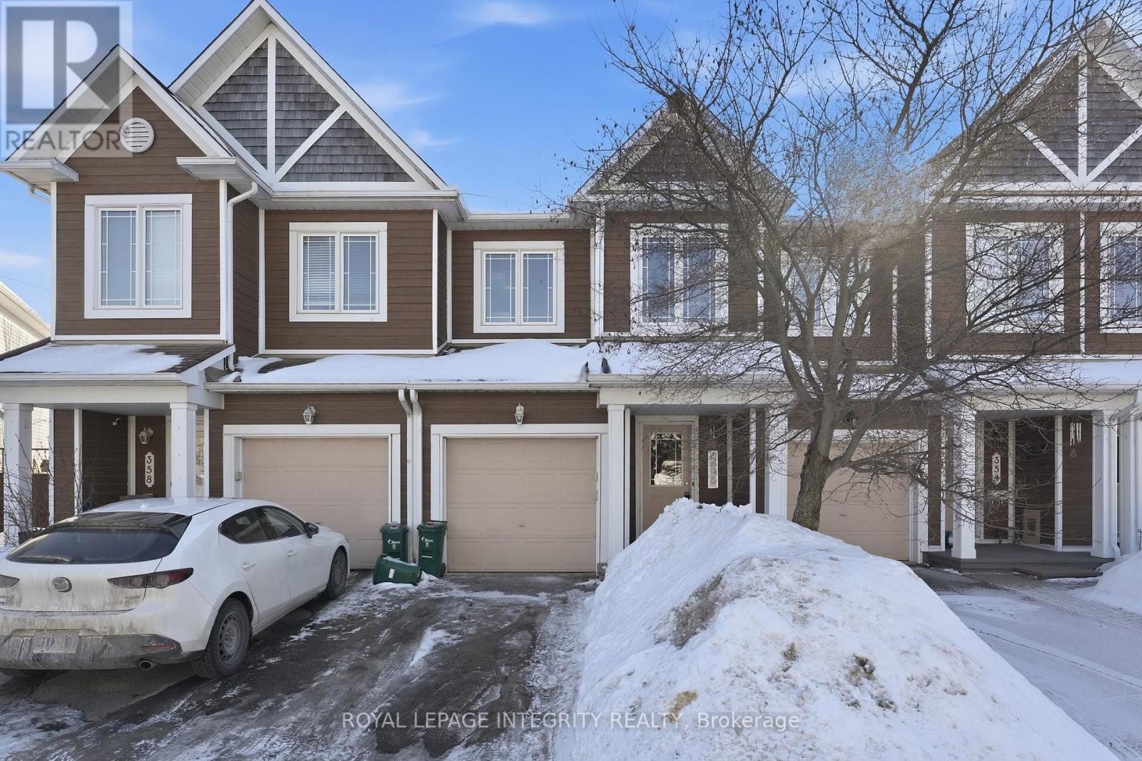 356 HILLSBORO PRIVATE, ottawa, Ontario