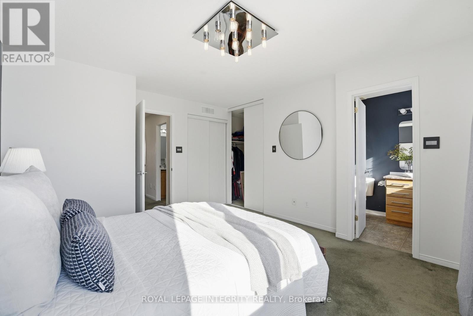 356 Hillsboro Private, Ottawa, Ontario  K2M 3B1 - Photo 14 - X12839398