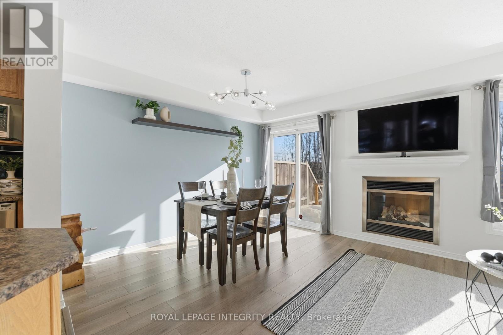 356 Hillsboro Private, Ottawa, Ontario  K2M 3B1 - Photo 6 - X12839398