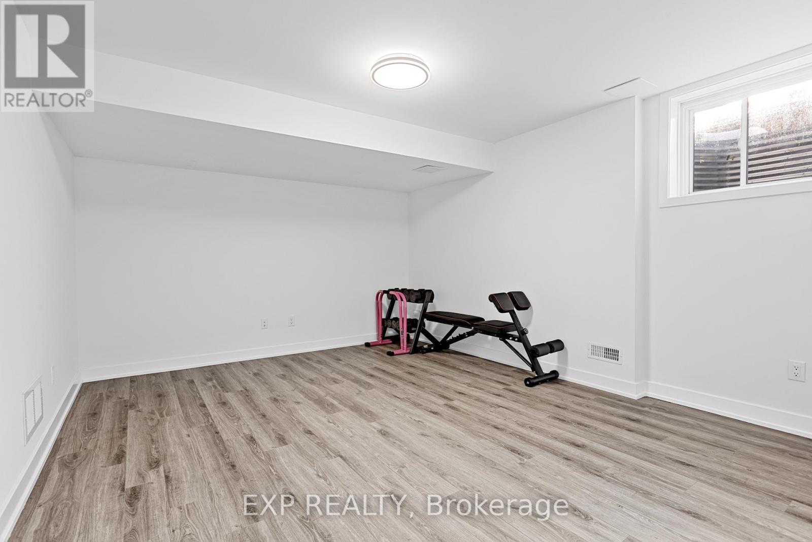 12 Charles Street, Carleton Place, Ontario  K7C 2Y1 - Photo 25 - X12839530