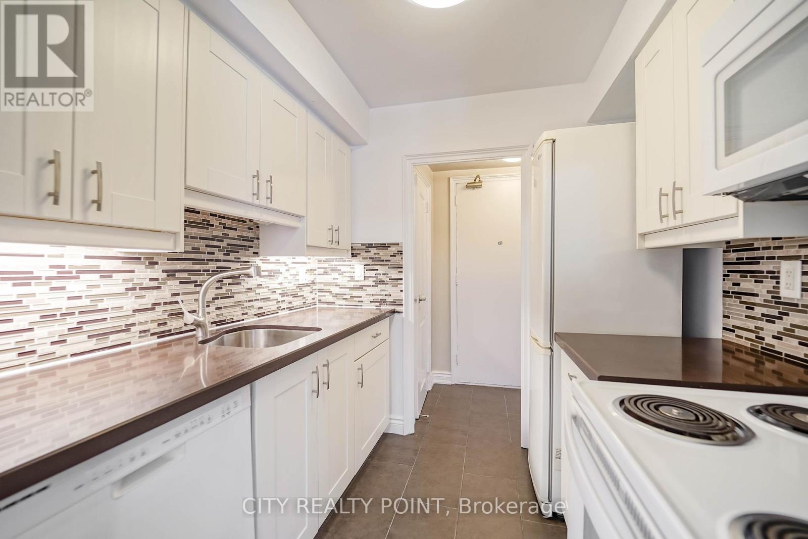 202 - 55 Isabella Street, Toronto, Ontario  M4Y 1M8 - Photo 3 - C12797872