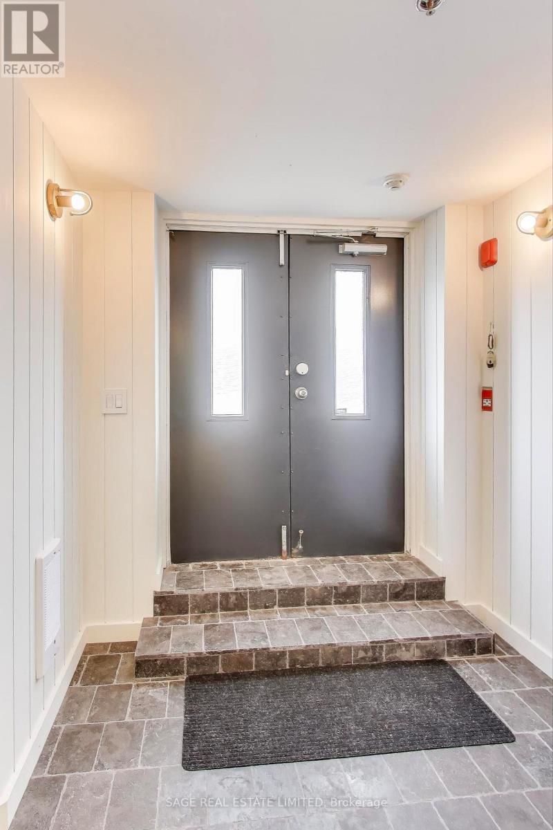 102a - 245 Carlaw Avenue, Toronto, Ontario  M4M 2S1 - Photo 3 - E12741556