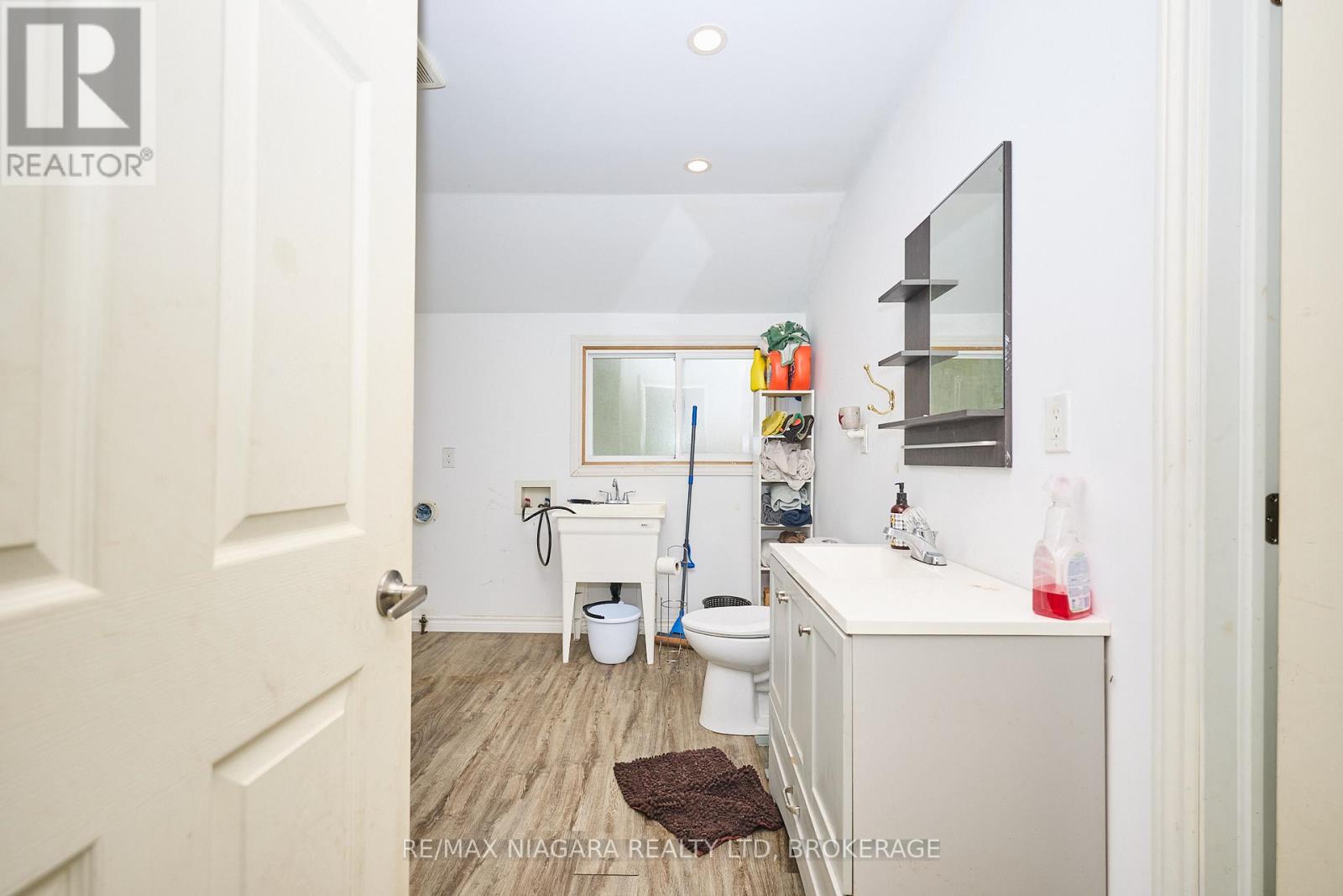 2503 Coral Avenue, Fort Erie (Stevensville), Ontario  L0S 1S0 - Photo 16 - X12839338