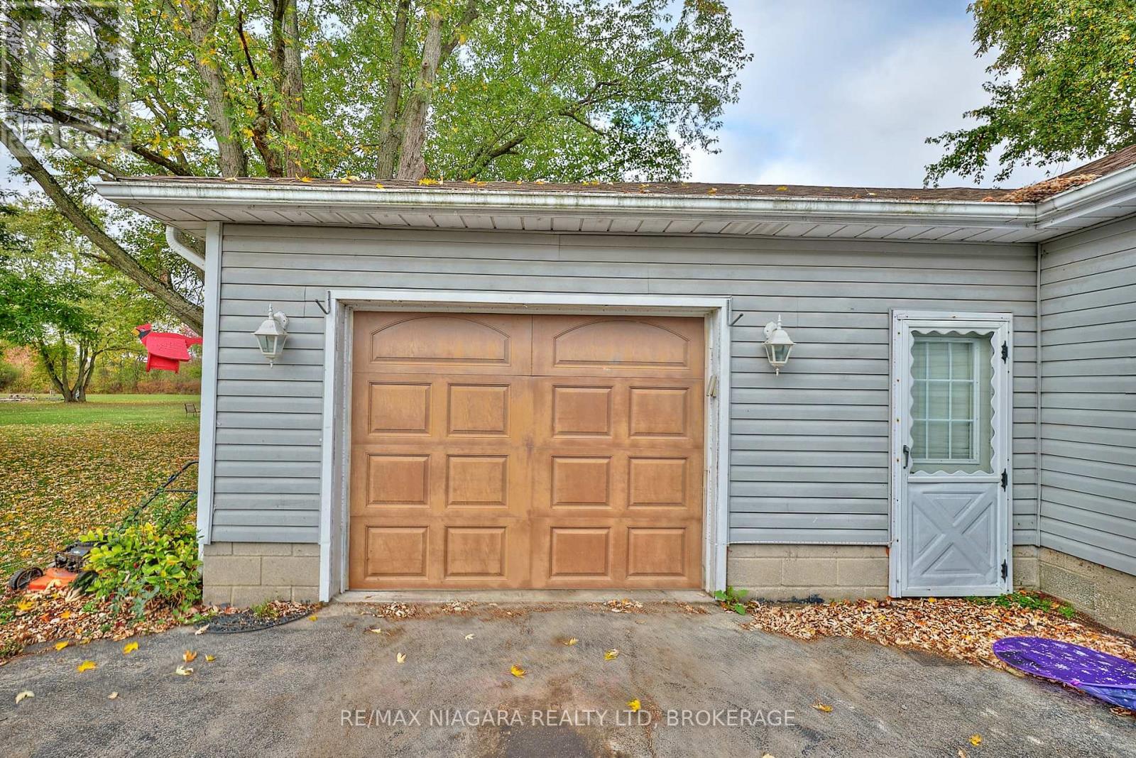 2503 Coral Avenue, Fort Erie (Stevensville), Ontario  L0S 1S0 - Photo 20 - X12839338