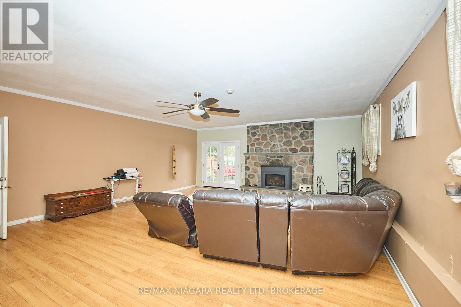 2503 Coral Avenue, Fort Erie (Stevensville), Ontario  L0S 1S0 - Photo 4 - X12839338