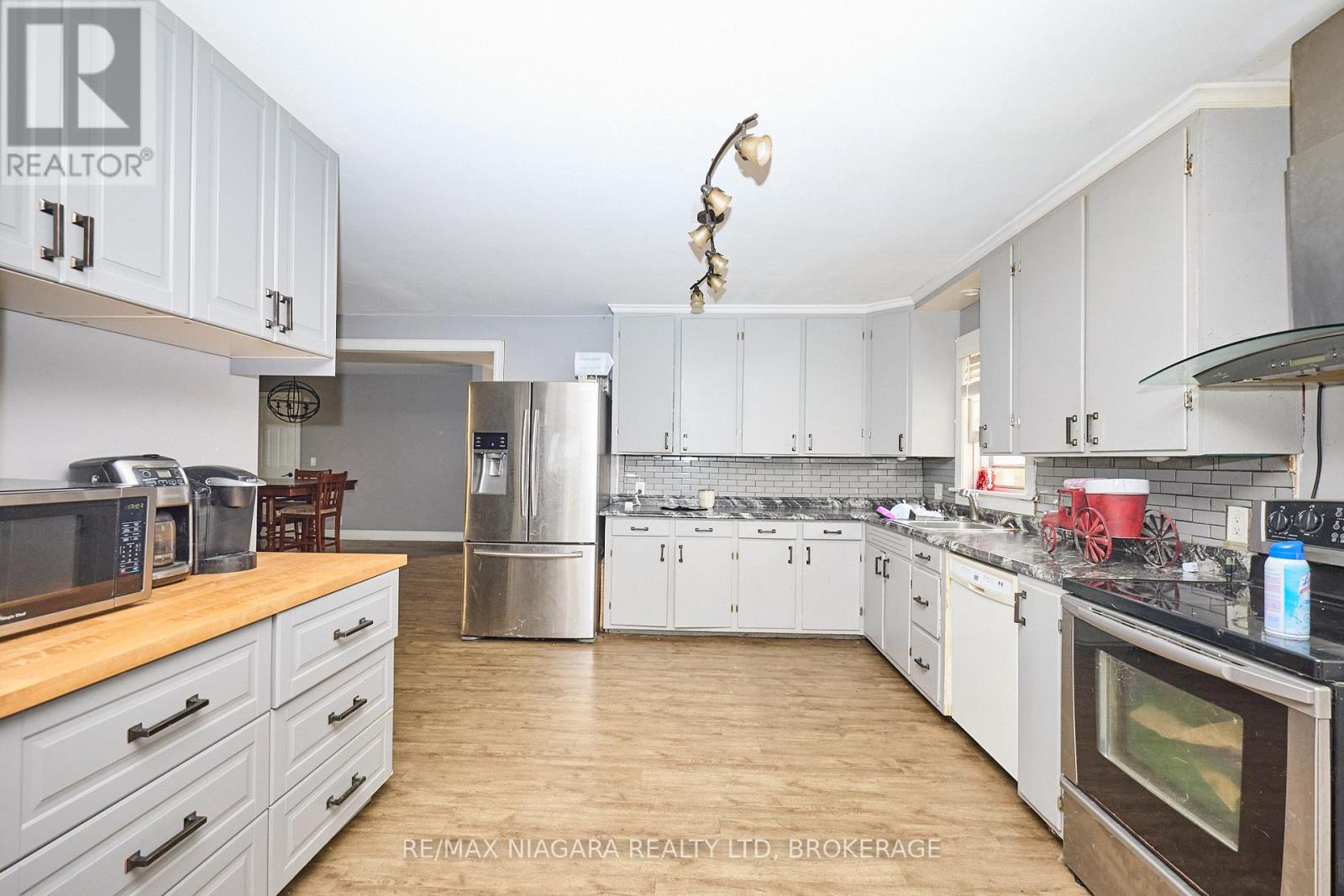 2503 Coral Avenue, Fort Erie (Stevensville), Ontario  L0S 1S0 - Photo 6 - X12839338