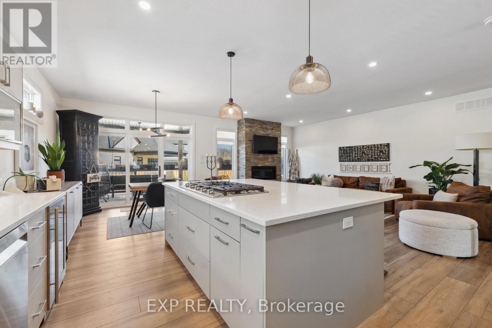 3598 Canfield Crescent, Fort Erie (Black Creek), Ontario  L0S 1S0 - Photo 17 - X12839394