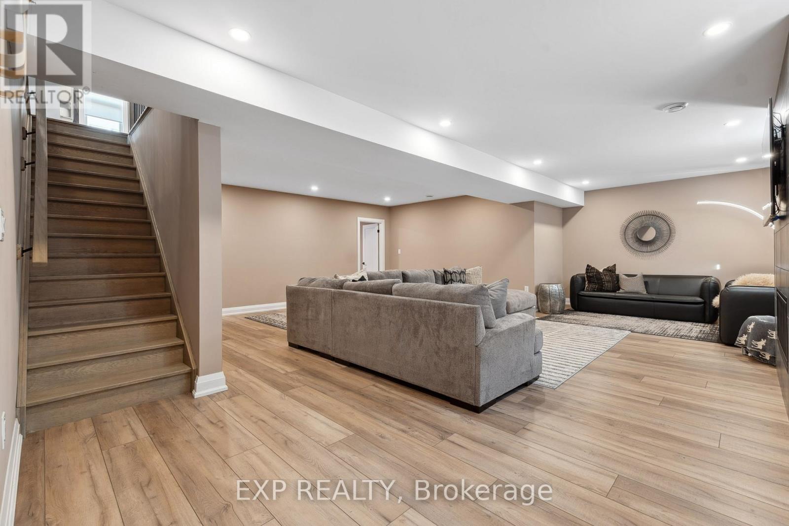 3598 Canfield Crescent, Fort Erie (Black Creek), Ontario  L0S 1S0 - Photo 28 - X12839394