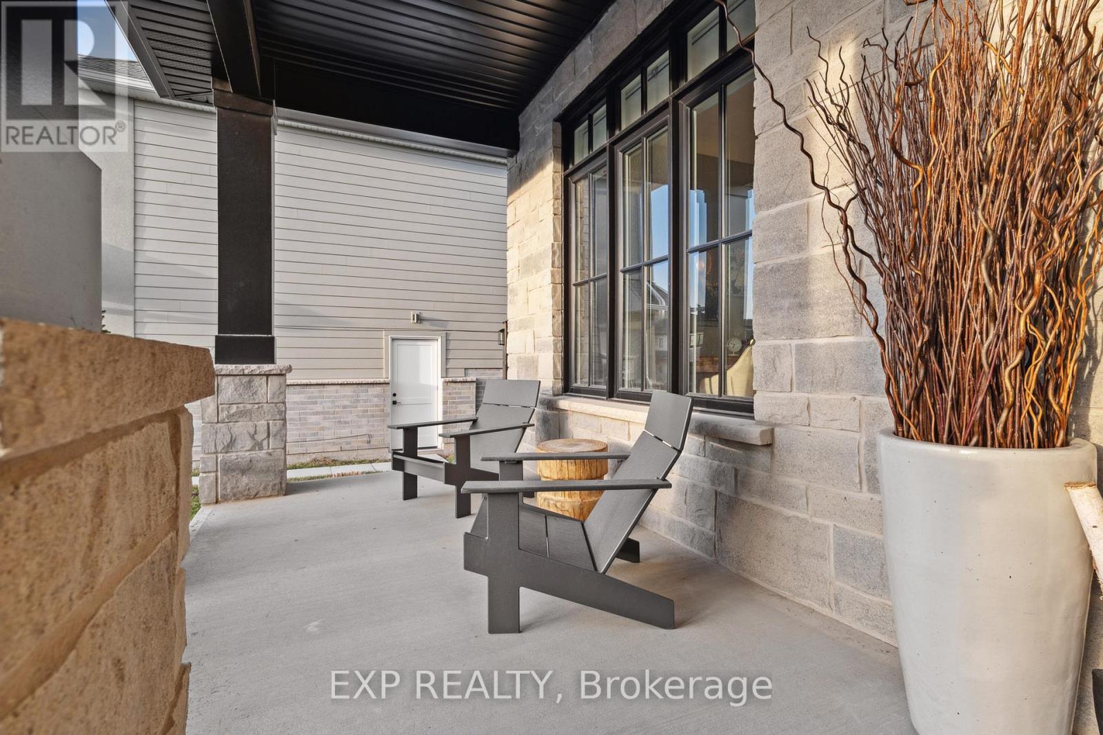 3598 Canfield Crescent, Fort Erie (Black Creek), Ontario  L0S 1S0 - Photo 6 - X12839394