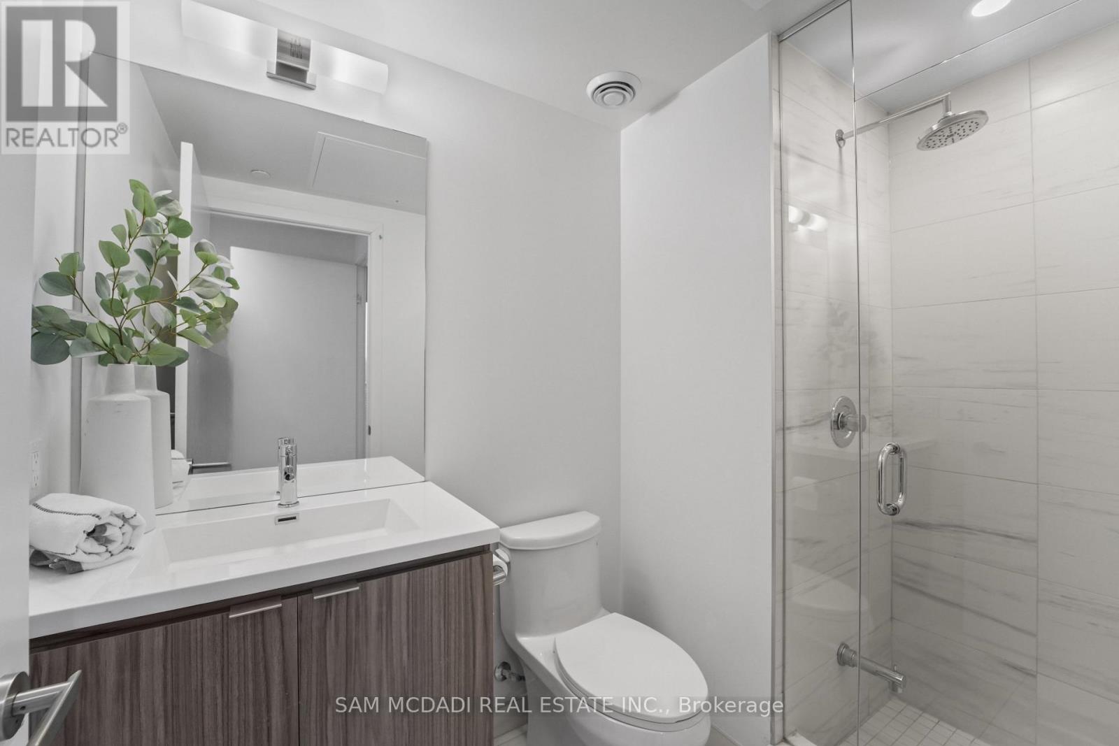 6005 - 55 Cooper Street, Toronto, Ontario  M5E 0G1 - Photo 20 - C12839372