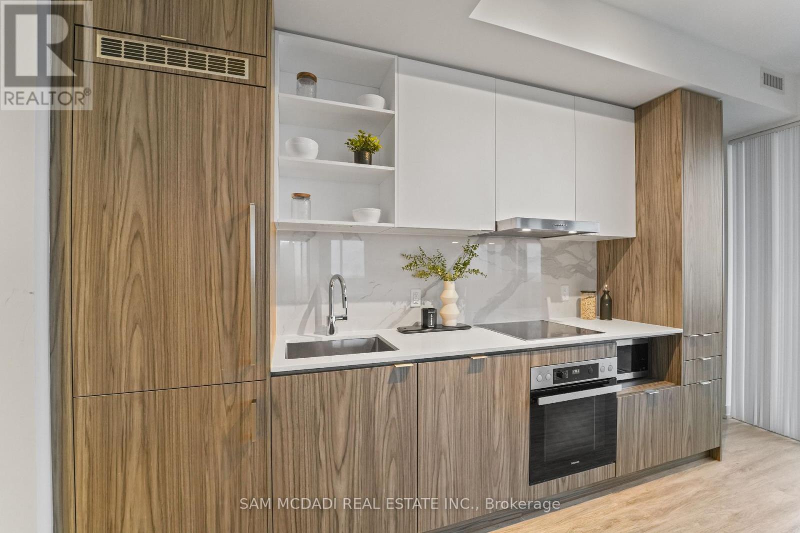 6005 - 55 Cooper Street, Toronto, Ontario  M5E 0G1 - Photo 9 - C12839372